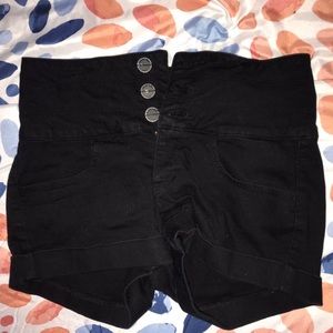 BLACK THREE BUTTON HIGH WAISTED SHORTS